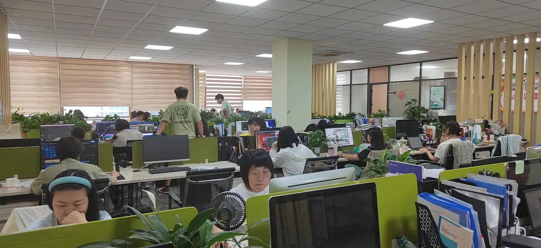 上崗未安排任務！每天幫老闆「跑腿帶早餐」從未給過飯錢　3個月後轉正「一看薪資條」瞬間愣住