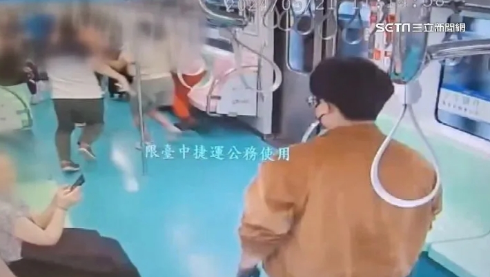 快訊／中捷隨機砍人案「兇嫌驚傳輕生」！一口氣吞16顆電池「悲喊被誣陷」：我是乖小孩
