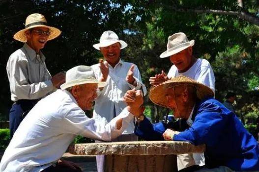 最佳血管清道夫！78歲爺爺「血管斑塊消失」　僅用一年時間「把握兩秘訣」