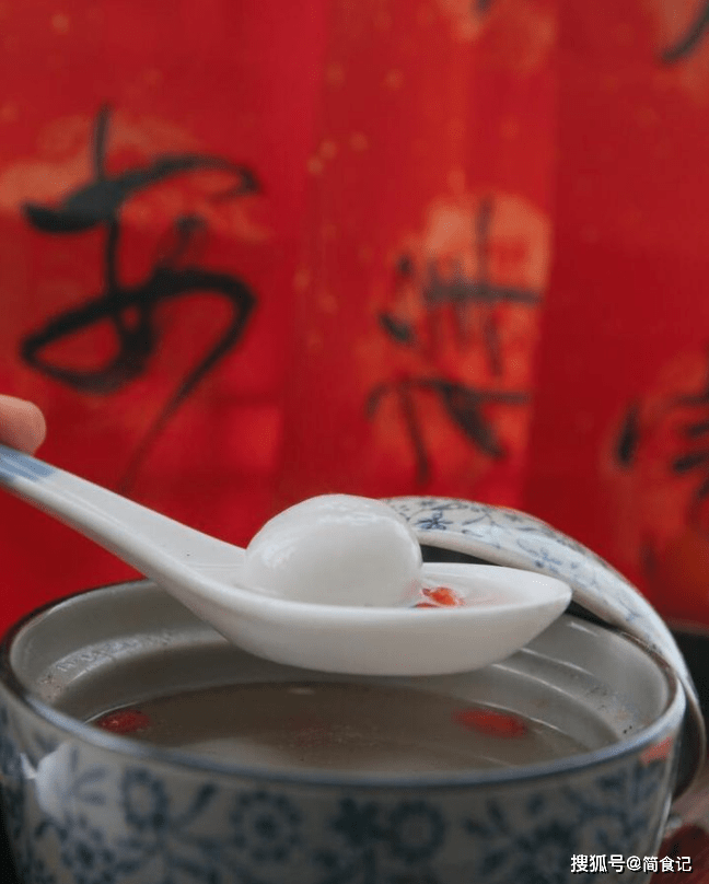 冬至陰氣最重!牢記「4大習俗,3大禁忌」 提醒:2個生肖一定要「穿紅色」才能好運到明年