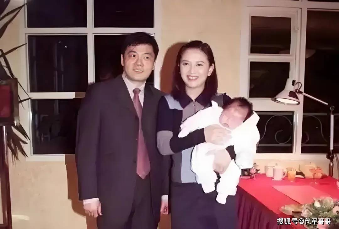 和梁朝偉同居6年！女星離婚後「獨養兒長大」　「帥兒成游泳健將」她寧願單身不再婚