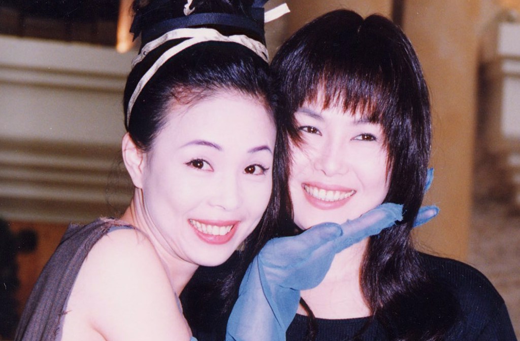 江淑娜神隱10年！被加持「20秒晃頭痛哭」畫面曝光　本人出面發聲了