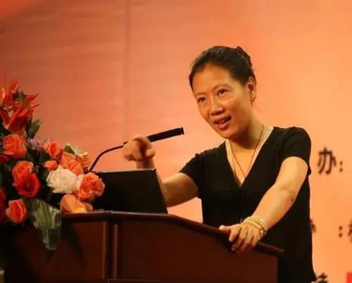 50歲大咖「確診乳癌晚期」住院追蹤2年　「年收千萬」卻賠上健康