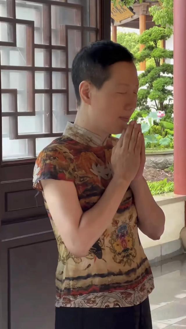 50歲大咖「確診乳癌晚期」住院追蹤2年　「年收千萬」卻賠上健康