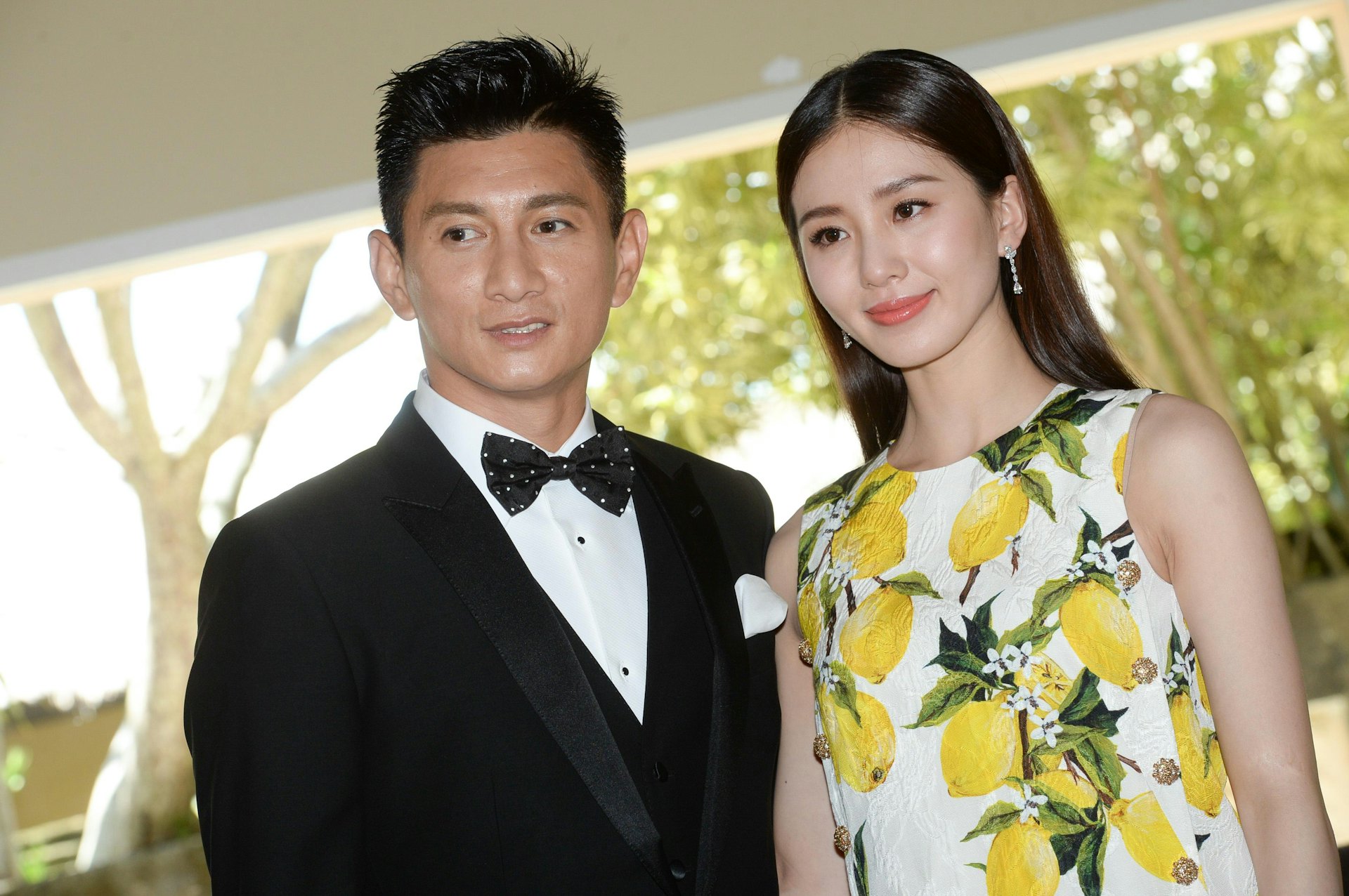 屢傳夫妻已離婚！吳奇隆、劉詩詩「一家三口罕同框」　時隔4年合體「夫妻互動曝光了」