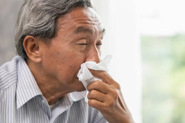 每年都健檢竟患肺癌！提醒「不做4個檢查」得了癌症都不知道　「4個部位」花再多錢都要檢查
