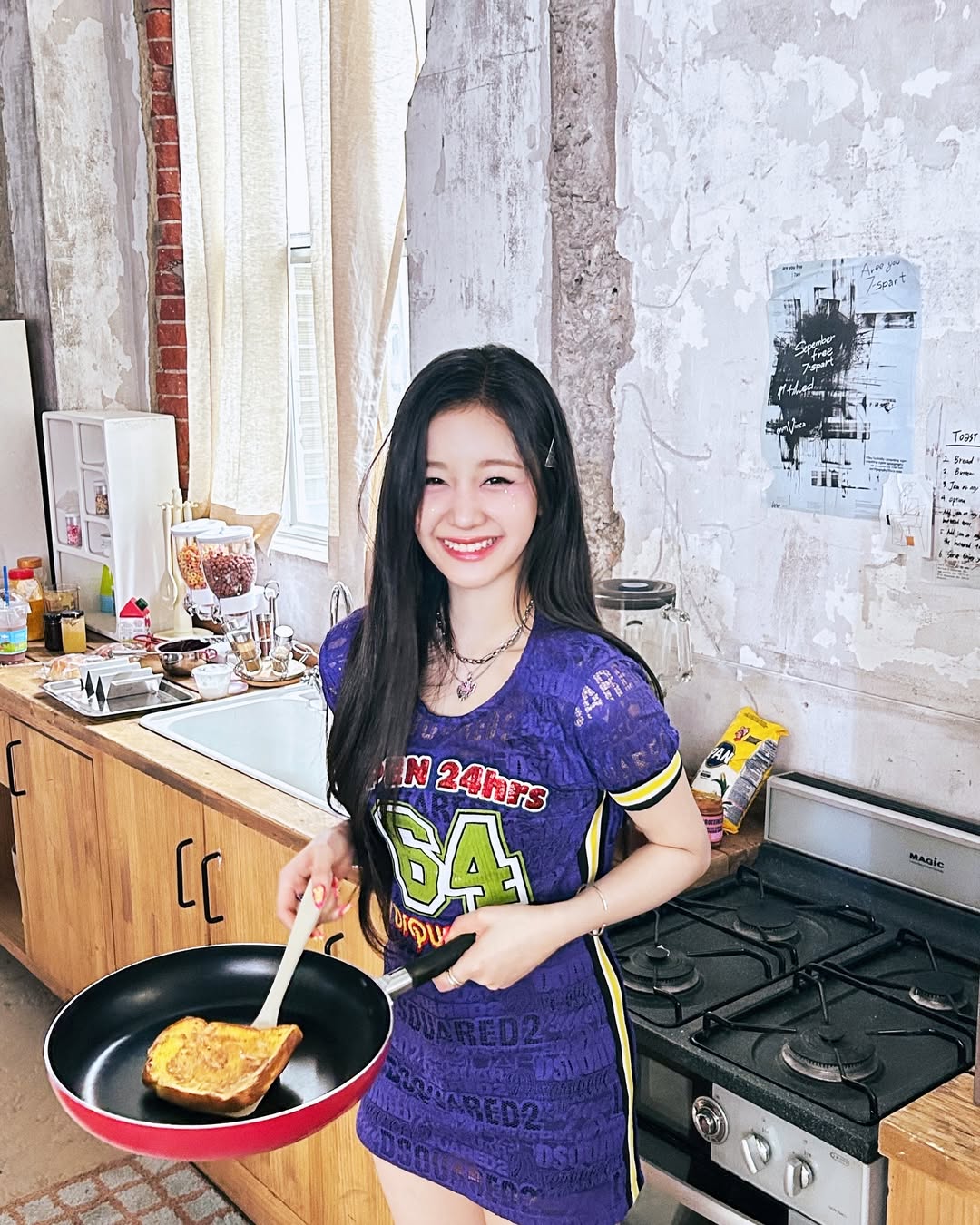 微微一笑美翻！飛機上遇見「清純系初戀級女孩」　仔細一看竟是「知名人氣女星」網全羨慕