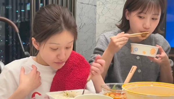復健畫面曝光!當紅女演員驚爆「被老闆拖進廁所羞辱2小時」 入院後「勇敢曬最新近況」:路都走不穩...