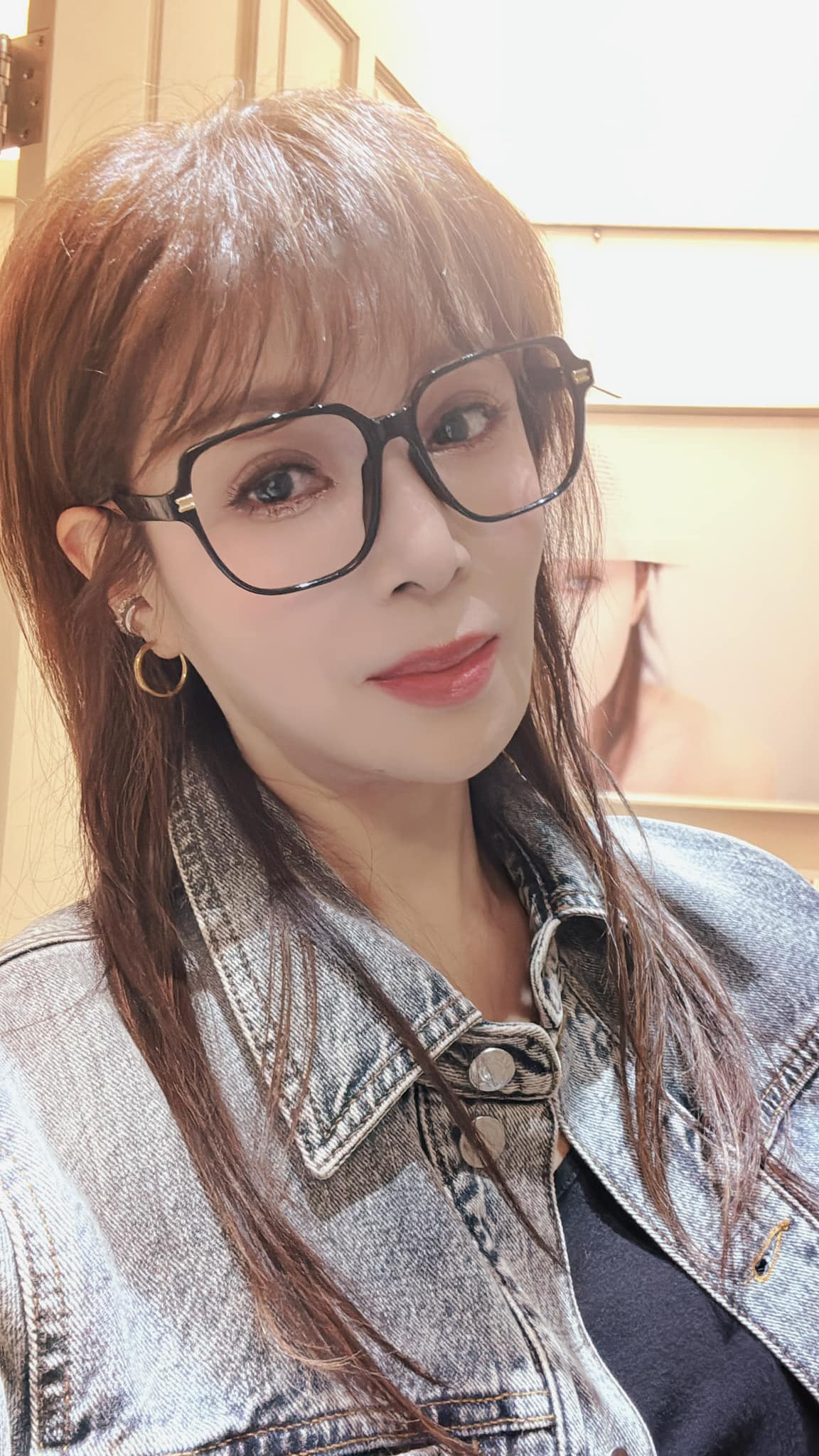 蔡秋鳳出事了！上台唱一半「突被黑衣人帶走」　「最終下場曝」餘悸猶存