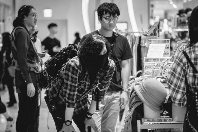 又爆黑幕!苦苓出面控「慈濟犯罪」秀出證據 受害者親自發聲了