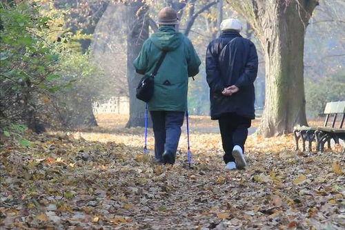 59歲女子堅持每天「吃一顆水果」　半年後「身體變化曝光」醫生說實話