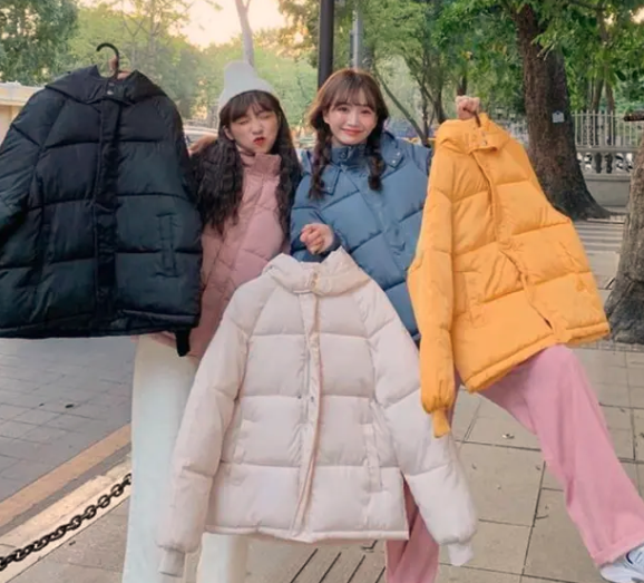 羽絨外套輸了!寒流來襲網大推「只要500塊超保暖外套」 價格親民「機車族也大推」:騎車穿也很夠