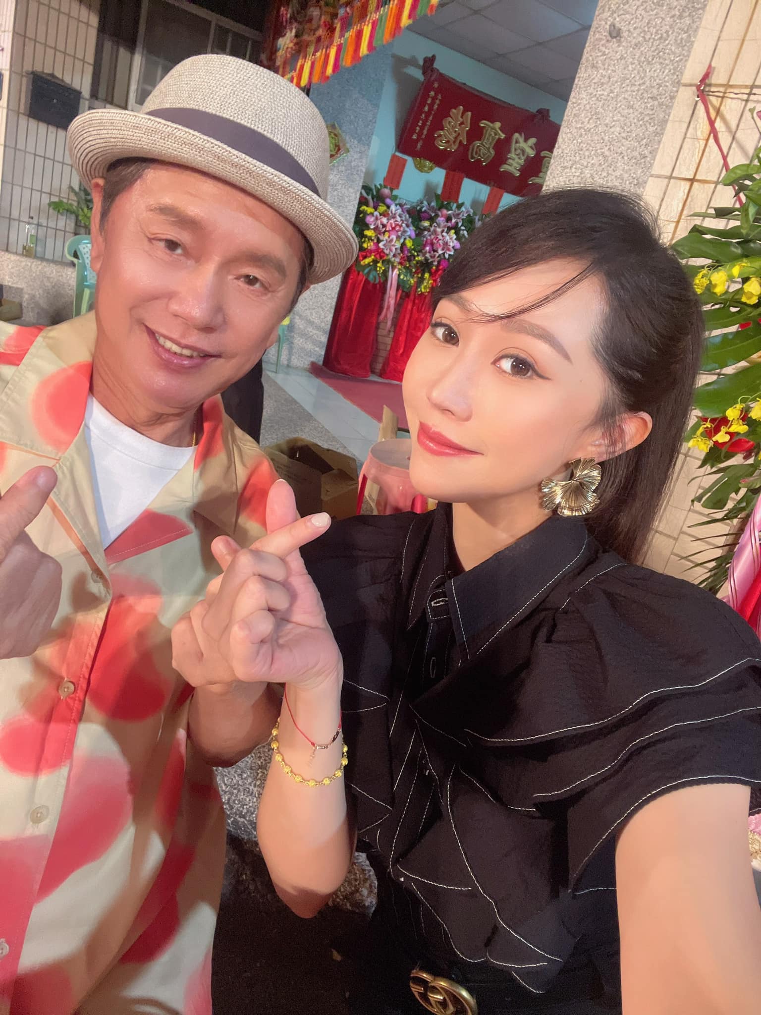 紅燈未減速！黃西田愛女「深夜遭計程車追撞」　「車頭全毀、氣囊炸裂」最新狀況曝光