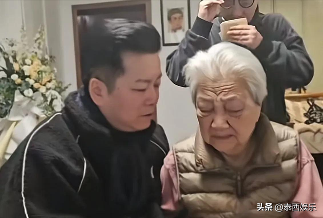京劇大咖病逝！兒悲慟「與世長辭了」享壽89歲　「相愛70年妻子」堅強守靈堂