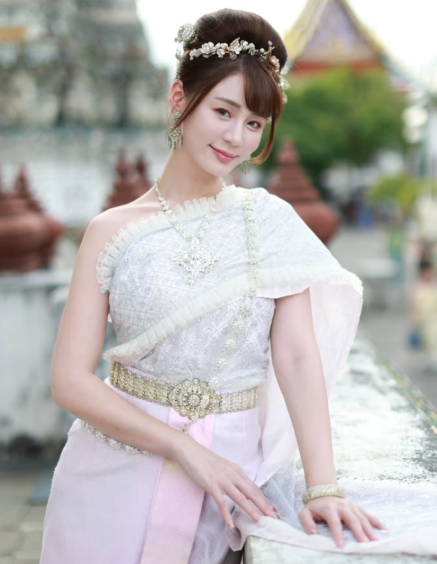 餐廳工作被目擊！知名女星「過年擔任洗碗工」　累喊「洗了整整9小時」：洗超過100個碗