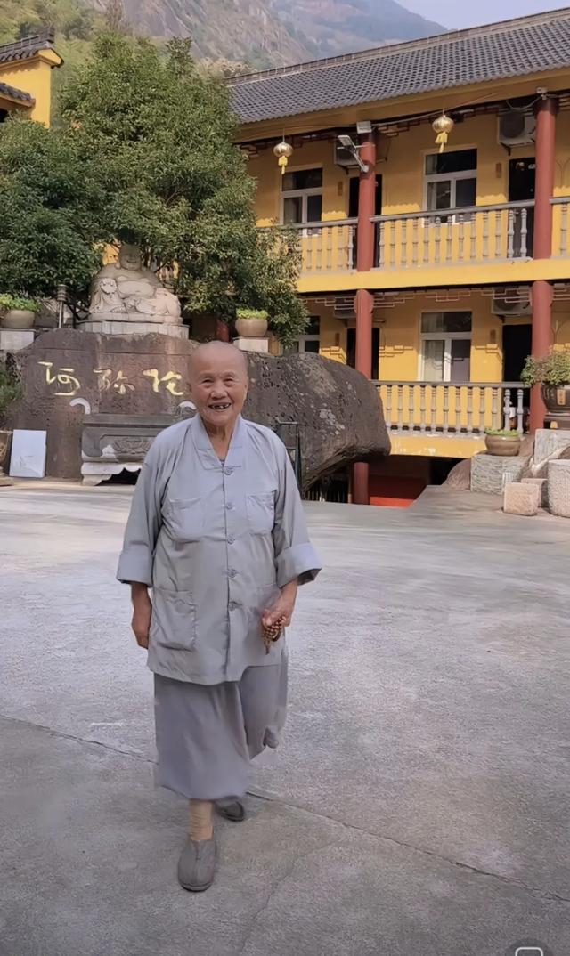 大咖天后爆「三至親皆離世」獨剩她自己　「唯一親戚出家40年」兩人斷聯至今