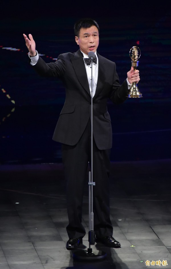 演夯劇紅遍兩岸!《花系列》男星「爆婚變危機」認了:老婆想開車撞我 動念離婚「69歲現況曝光」