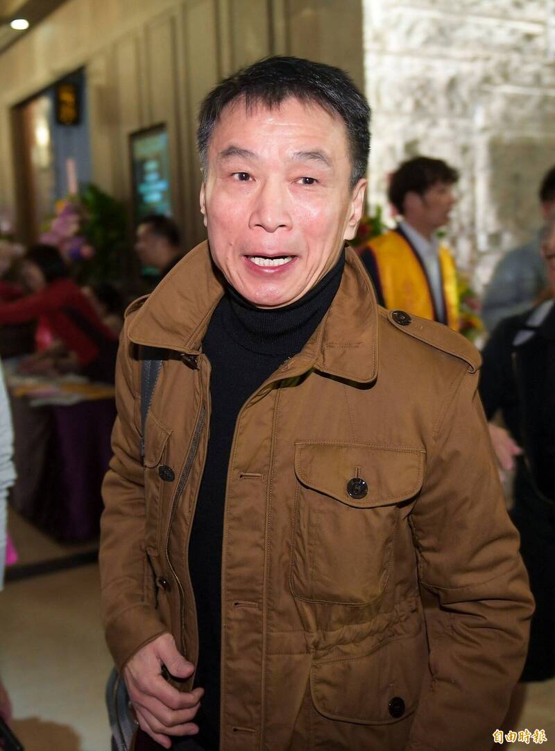 演夯劇紅遍兩岸!《花系列》男星「爆婚變危機」認了:老婆想開車撞我 動念離婚「69歲現況曝光」