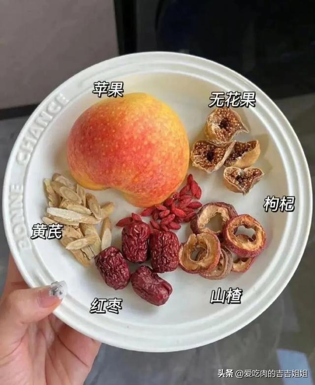 春天快到了！再不養肝「滿臉都是斑」　女人多喝「8碗養顏湯」：不愁沒有好氣色