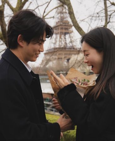 藏圈外女友4年！36歲大咖男星爆「跪下拿鑽戒求婚」　公司緊急回應「網火大開罵」