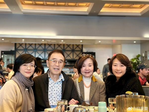 80歲歸亞蕾優雅到老！「牢記3技巧」：女人直面衰老，比刻意扮嫩更耐看