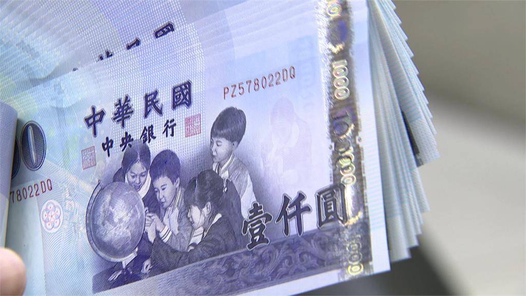 準備開店!老闆一開門「驚見工人店內上吊」...留下「一串聊天紀錄」