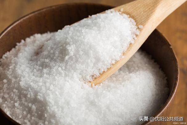 這2種食鹽別再買了！家裡有的倒掉「不建議再吃了」　長期吃「腎臟、心臟」悄悄生病