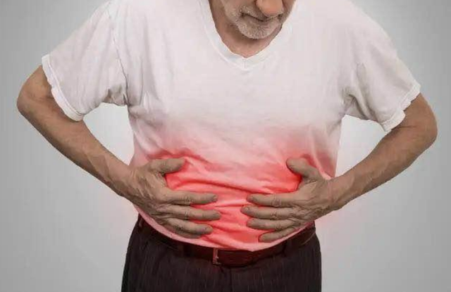 沒有心臟病！72歲爺爺「心臟驟停」急送醫　病因竟是「1物吃不夠」：上年紀別忽視