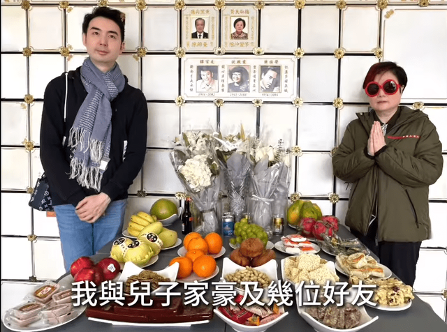 知名大咖逝世17周年！她每年帶「鮮花水果拜祭」憶故友　「隔壁是張國榮」網好唏噓