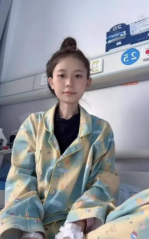 醫學系畢業！知名網紅「不敵癌症病逝」得年28歲　網鼻酸：「夢想醫天下卻醫不了自己」