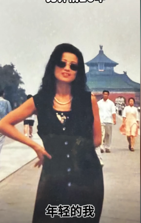 一見鍾情！20歲年輕男「愛上44歲離婚大媽」被唱衰　22年後「母子戀近況曝」網友全笑了