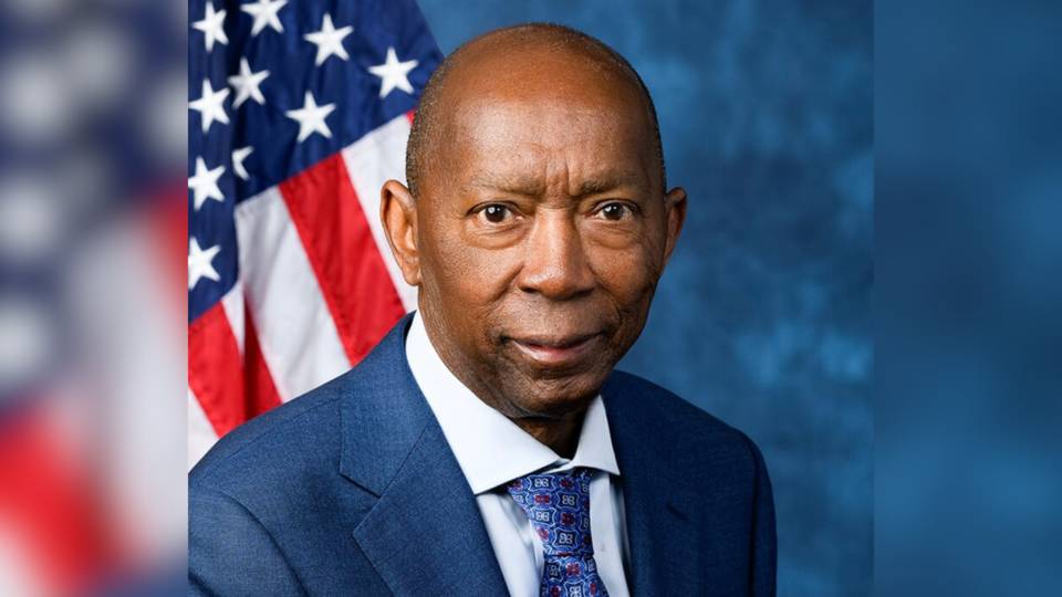 70歲政治大咖「驚傳在家中離世」 !家屬悲痛證實「曝過世原因」