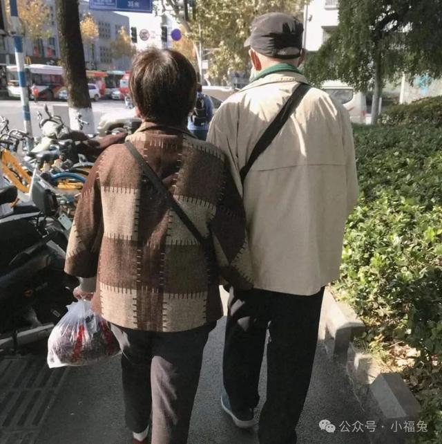 母親的1800萬與兒子的誤會：一封讓淚水釋然的信