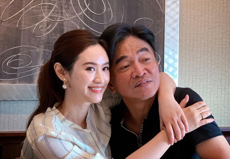 錄到一半！吳姍儒淚灑攝影棚「不想當吳宗憲女兒」　「淚揭主因」小8歲弟也在場