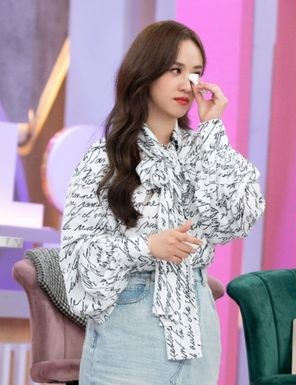 錄到一半！吳姍儒淚灑攝影棚「不想當吳宗憲女兒」　「淚揭主因」小8歲弟也在場