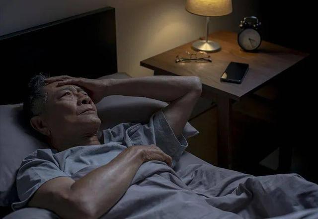 研究120名老年癡呆患者！得出驚人結論：大多有這4個習慣