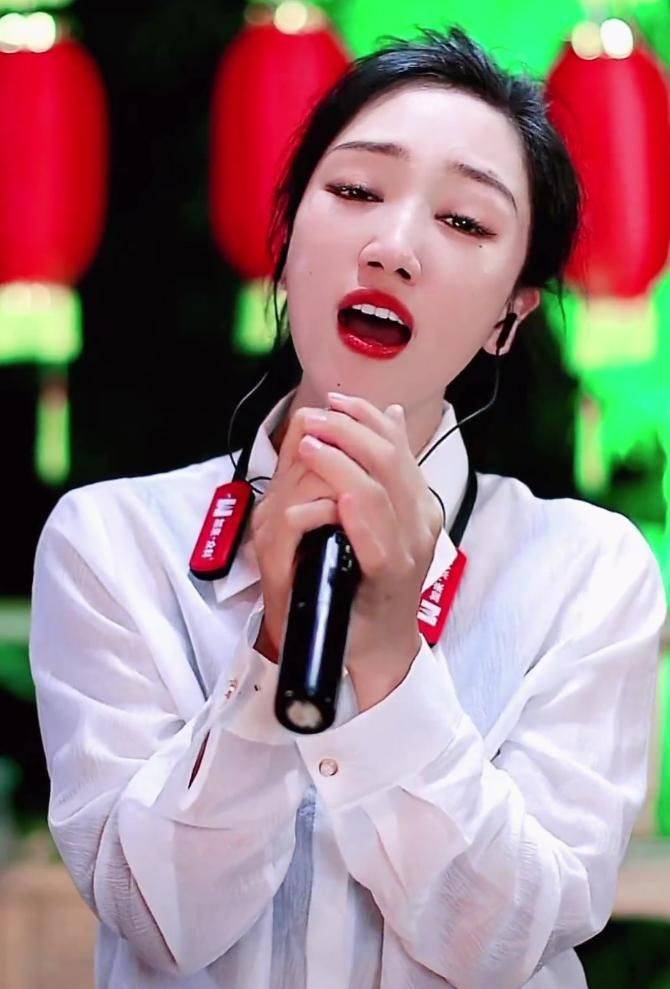 32歲知名歌手驚傳「演唱會後遭逮捕」！本人「2天後出面認錯」：絕不逃避責任...