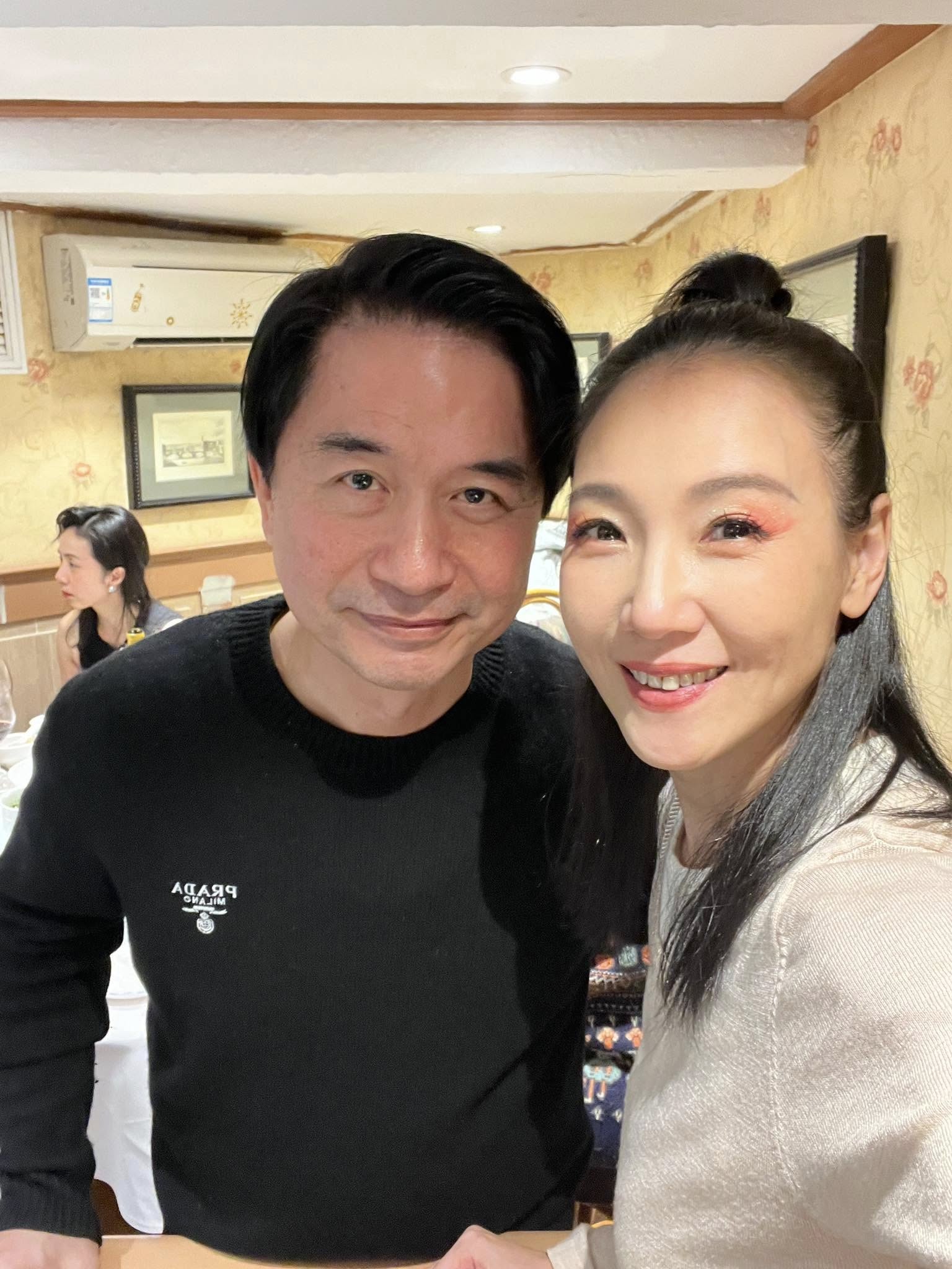 49歲張本渝驚爆被小8歲男友求婚！戀愛僅見兩次面，靈魂伴侶證實將帶「雙驚」給粉絲