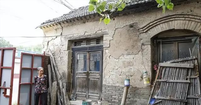 無人送醫！88歲老婦「絕望喝藥輕生」斷氣亡　兒子媳婦竟「冷眼旁觀3小時」：喪禮也別辦了吧...