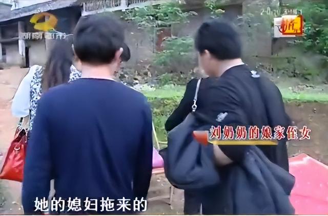 無人送醫！88歲老婦「絕望喝藥輕生」斷氣亡　兒子媳婦竟「冷眼旁觀3小時」：喪禮也別辦了吧...