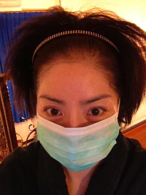 明明吃很健康！60歲本土女星「崩潰切除12顆」又長6顆　她「一看檢查報告」嚇傻：真的完了...