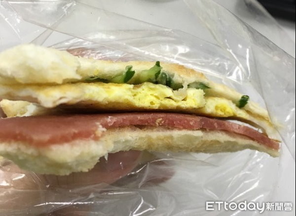吃4片就超標！名醫揭「早餐3大地雷」絕對不吃　超夯飲品「藏雙重地雷」：罹癌風險爆增18%