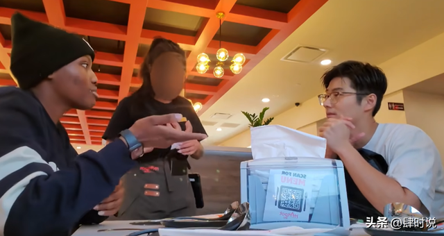 跨越膚色和文化差異!年輕帥哥「 娶走黑人女孩」曾被爸媽反對 如今「生下寶貝孩子」近況引熱議