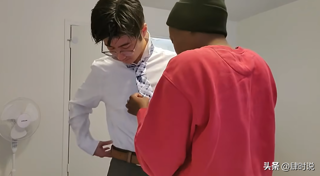 跨越膚色和文化差異!年輕帥哥「 娶走黑人女孩」曾被爸媽反對 如今「生下寶貝孩子」近況引熱議