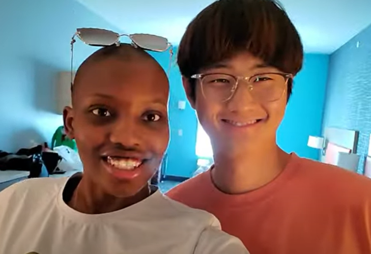 跨越膚色和文化差異!年輕帥哥「 娶走黑人女孩」曾被爸媽反對 如今「生下寶貝孩子」近況引熱議