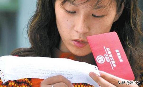 父親離世、母親重病！寄居舅舅家八年「姑姑突然現身」 存摺裡的秘密讓我淚崩