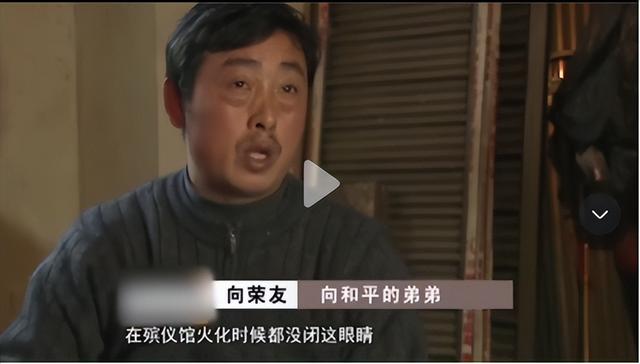 放學回家出事！9歲女孩被綁床上「6天不給食物不給水」　親媽開庭淚訴原因：「我都是為她好啊...」