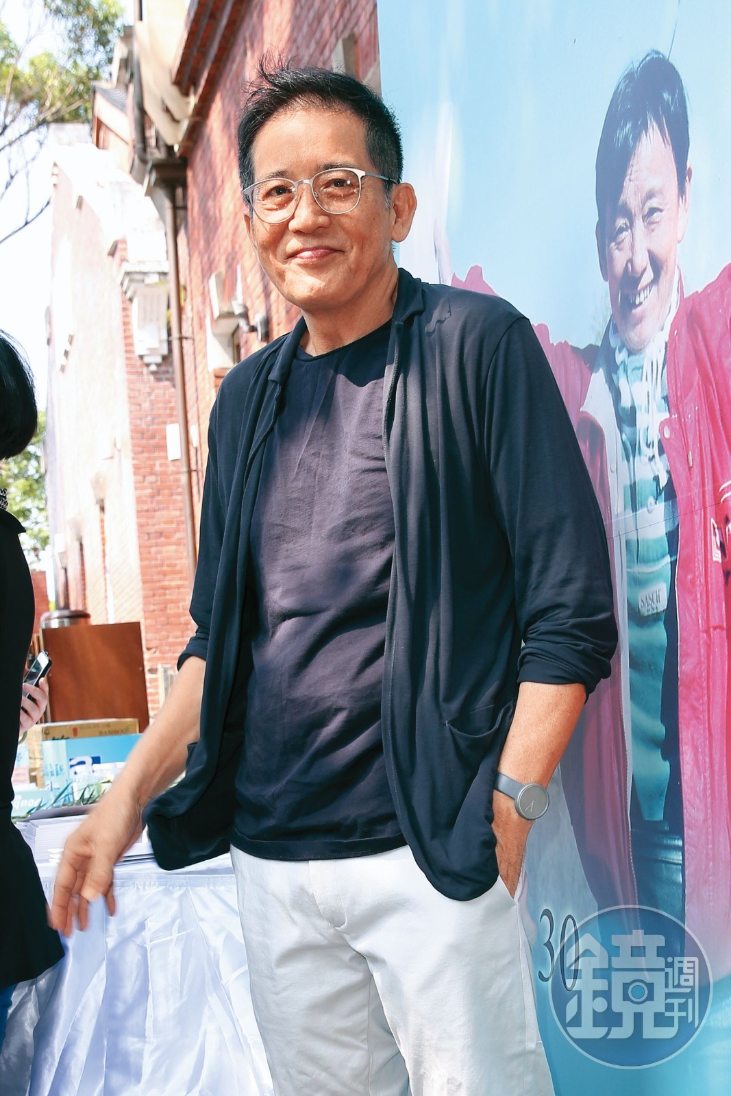 78歲秦漢凍齡回歸！揭密隱退6年真相，與孫女互動萌翻全網