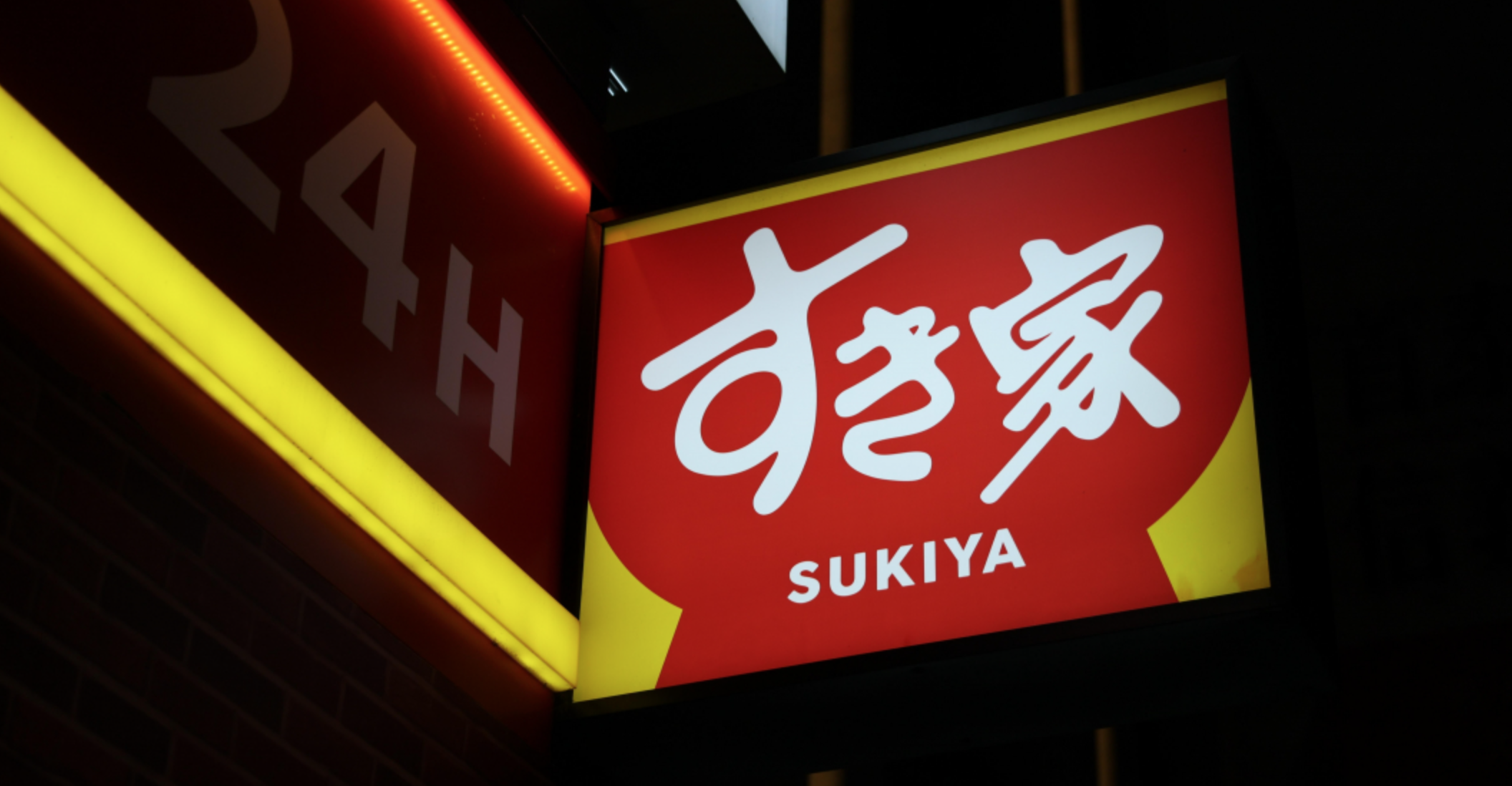知名連鎖餐廳「整隻老鼠泡湯裡」顧客狂吐　總公司拖2個月道歉「還原怎麼發生的」