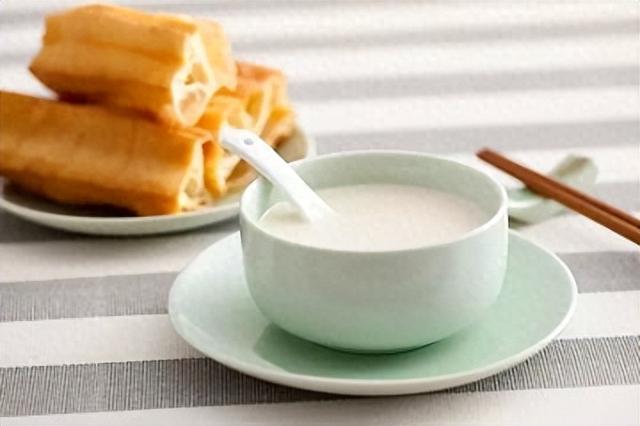 別再這樣吃早飯！不注意3點「簡直在給肝上刑」　多吃幾口「肝就廢了」